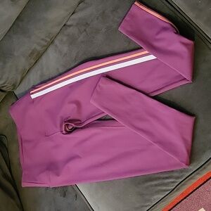 NWOT Girls Athletic Legging